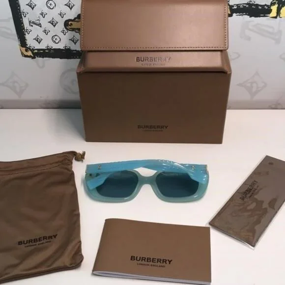 NEW AUTHENTIC Burberry Blue Women's Sunglasses BE4371 4086 - Picture 3 of 11